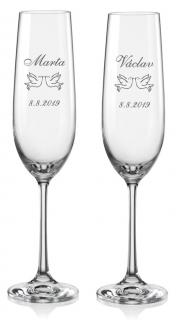 Svatební skleničky na sekt Holubice, 2 ks (Svatební sklenky se jmény a holubicemi)