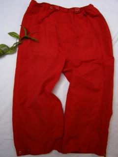 Červené sportovní 3/4 kalhoty-vel.140 (second hand)
