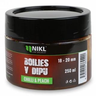 Nikl Boilies v dipu Chilli & Peach 250g/18+20 mm