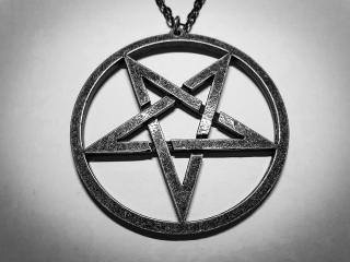Náhrdelník - Pentagram - velký - Black Ritual