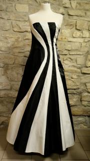 Minimalistické černo-bílé korzetové šaty s broušenými korálky vel. 40