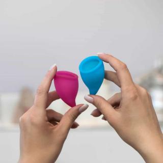Fun Cup Menstruační kalíšek barva modrá a růžová velikost A 2 ks