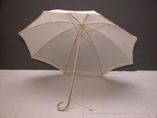 Svatební  deštník s volánkem Barvy: Bílá
