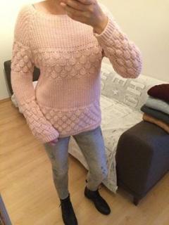 Hřejivý pletený svetr se vzorem - pudrově růžový  (ITALY)