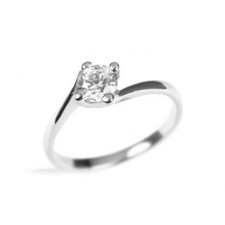 SILVEGO decentní stříbrný prsten Crystal 6mm se Swarovski® Zirconia