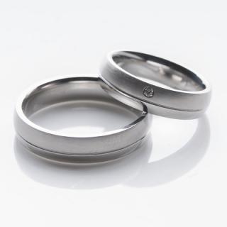 Snubní prsteny z chirurgické oceli s brilianty OC1004B