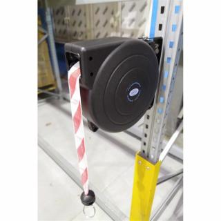 WU20  Nástěnná kazeta s výstražnou páskou 20 m Název: kazeta s červenobílým pásem a magnetickým protikusem