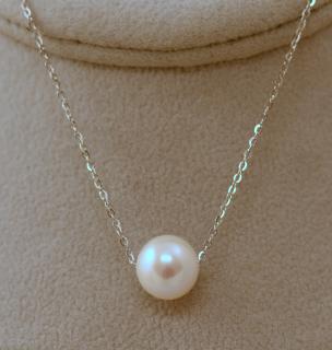 Stříbrný náhrdelník Maia
