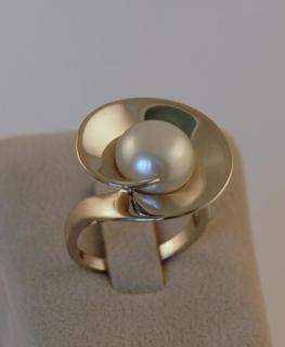 Stříbrný prsten Bela