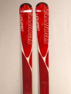 Sjezdové lyže SPORTEN Daemon červené 160 cm (Carvingové rekreační lyže)