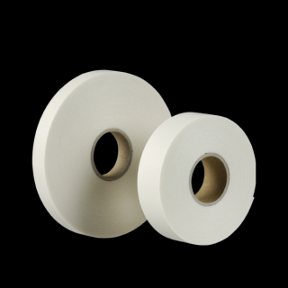 Oboustranně lepicí upevňovací páska v návinech rolí 19 mm × 1 mm, délka 5 m bílá