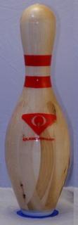 EXKLUZIVNÍ originální dřevěná bowlingová kuželka.  (Dřevěné jádro - výrobce QubicaAMF)
