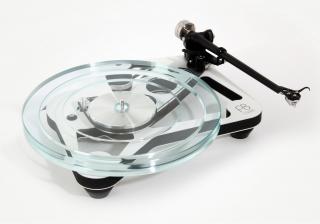 Rega Planar 8 - gramofon Verze: Bílá + přenoska Apheta 3 MC