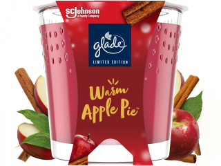Glade – svíčka Warm Apple Pie (Teplý jablkový koláč) Velikost: střední 112 g