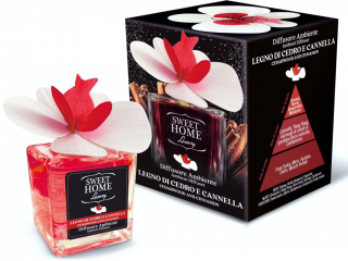 Sweet Home – difuzér s vonící dřevěnou květinou Legno di Cedro e Cannella (Cedr a skořice), 150 ml