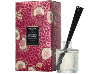 Voluspa – difuzér s tyčinkami Foraged Wildberry (Sbírané lesní ovoce), 100 ml