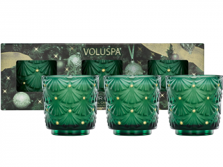 Voluspa – Pedestal dárková sada svíček Noble Fir Garland (Vánoční girlanda), 3 x 72 g