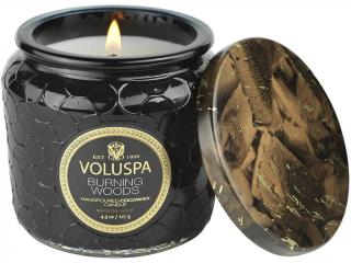 Voluspa – vonná svíčka Burning Woods (Hořící dřevo), 127 g