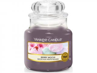 Yankee Candle – Classic vonná svíčka Berry Mochi (Ovocné mochi), 104 g