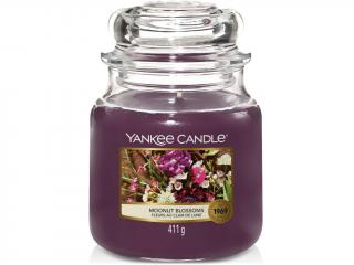 Yankee Candle – Classic vonná svíčka Moonlit Blossoms (Květiny ve svitu měsíce), 411 g