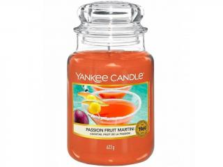 Yankee Candle – Classic vonná svíčka Passion Fruit Martini (Tropický koktejl s Martini), 623 g