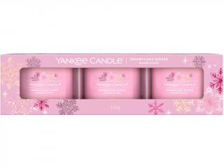 Yankee Candle – sada votivní svíčky ve skle Snowflake Kisses (Polibky sněhové vločky), 3 x 37 g