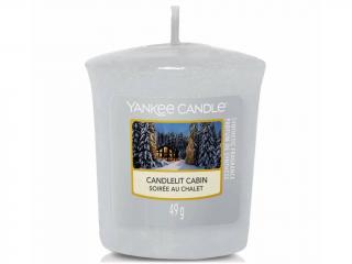 Yankee Candle – votivní svíčka Candlelit Cabin (Chata ozářená svíčkou), 49 g