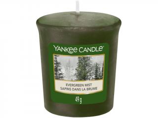 Yankee Candle – votivní svíčka Evergreen Mist (Lesní mlha), 49 g