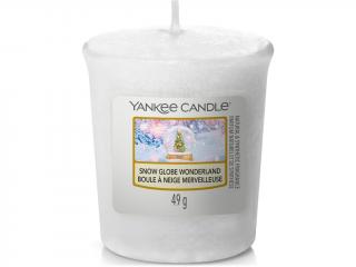 Yankee Candle – votivní svíčka Snow Globe Wonderland (Kouzelná říše sněhového těžítka), 49 g