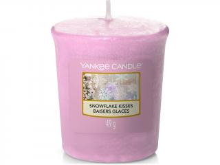 Yankee Candle – votivní svíčka Snowflake Kisses (Polibky sněhové vločky), 49 g