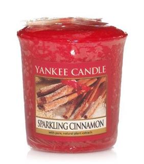 Yankee Candle – votivní svíčka Sparkling Cinnamon, 49 g