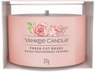 Yankee Candle –  votivní svíčka ve skle Fresh Cut Roses (Čerstvě nařezané růže), 37 g