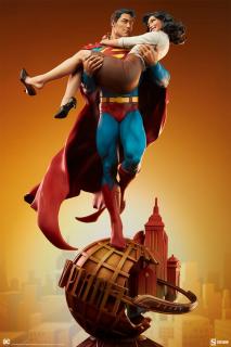 DC Comics Diorama Superman & Lois Lane