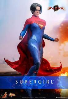 The Flash Supergirl (Hot Toys)