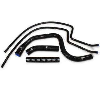 Silikonové hadice chladícího systému SAMCO Sport pro Triumph Speed Triple 1050 2011 - 2015 - 5 kusů Barva: černá