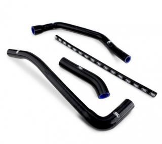 Silikonové hadice chladícího systému SAMCO Sport pro Triumph Tiger 1050 2007 - 2012 - 4 kusy Barva: černá
