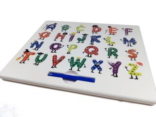 MAGPAD Zábavná abeceda, Magnetická tabulka