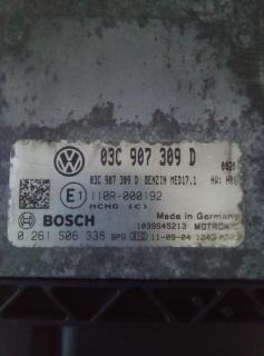 MED17.1 BENZIN 03C907309D BOSCH 0261S06338 VW PASSAT B7 2011 - řídící jednotka motoru (řídící jednotka motoru)