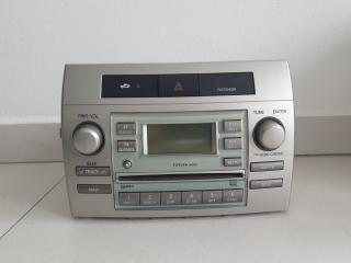 TOYOTA COROLLA VERSO CD W58810 86120-0F010 CQ-TS7421L - autorádio (autorádia)