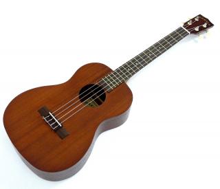 Barytonové ukulele MAKALA  MK B Agattis (Agattis hedvabně provedení - baryton ukulele s pouzdrem)