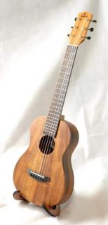 Guitarlele KOKI´O Koa G-LKOLKO (Koa guitarlele s pouzdrem)