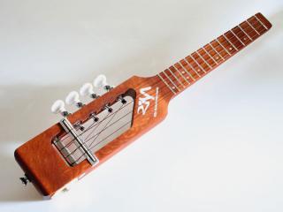 Koncertní elektro ukulele "Klacek" RISA UKS385 MP (Javorový masiv E uke z Německa)