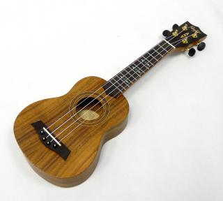 Sopránové ukulele FLIGHT DUS 440 Koa (Koa překližka sopráno ukulele s pouzdrem)