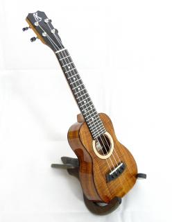 Sopránové ukulele KANILE´A K-3 S Premium curly koa (Celomasivní koa - ručně vyráběné na Havaji s kufrem)