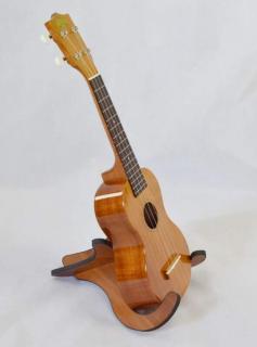 Sopránové ukulele KIWAYA KS-5G Koa (Koa luxusní Japonské soprano ukulele)