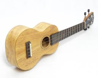 Sopránové ukulele PONO MGS Celomasivní mango (Celomasivní mango soprano výborné ukulele)