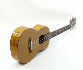 Tenor ukulele Mahimahi MT-35W Cedr a vrba (Cedrový masiv a vrbové dřevo tenor ukulele)