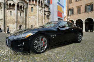 poster č.230066 Maserati Granturismo (automobily)