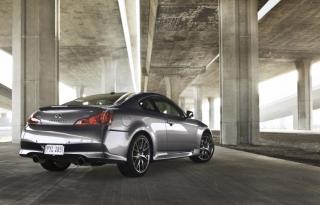 poster č.230101 Nissan Infiniti (automobily)