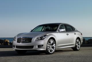 poster č.230105 Nissan Infiniti (automobily)